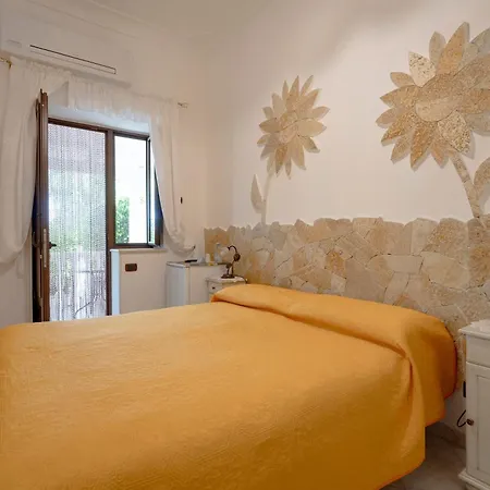 Tonia Couette-café 4*