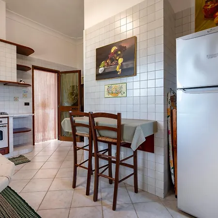 Couette-café Tonia 4*