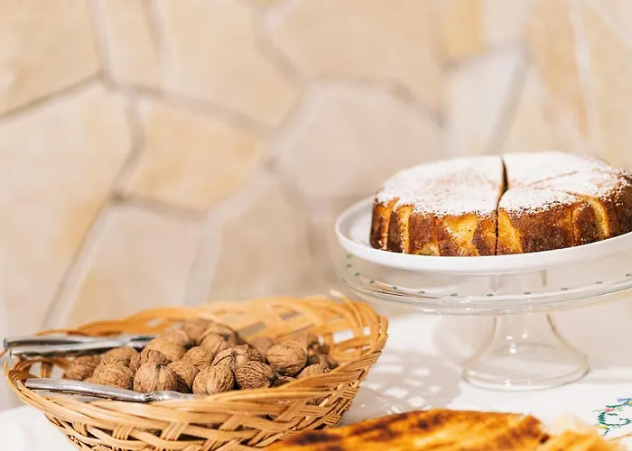 فندق مبيت وإفطار Tonia 4*