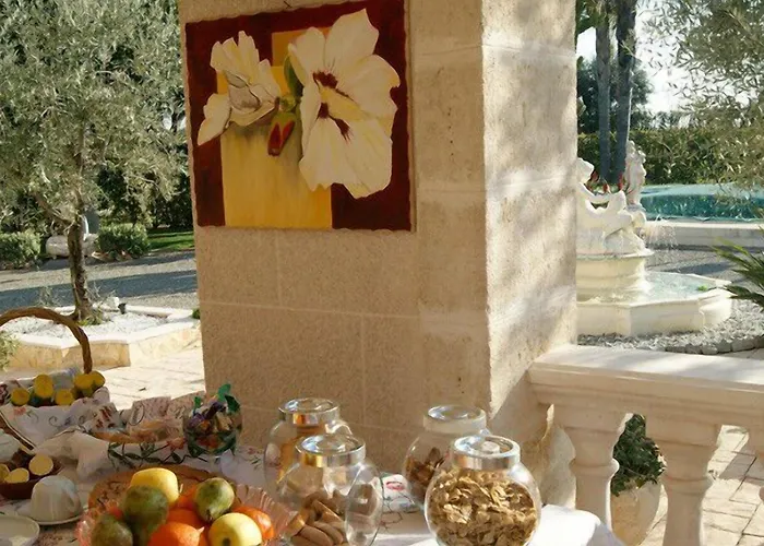 فندق مبيت وإفطار Tonia 4*